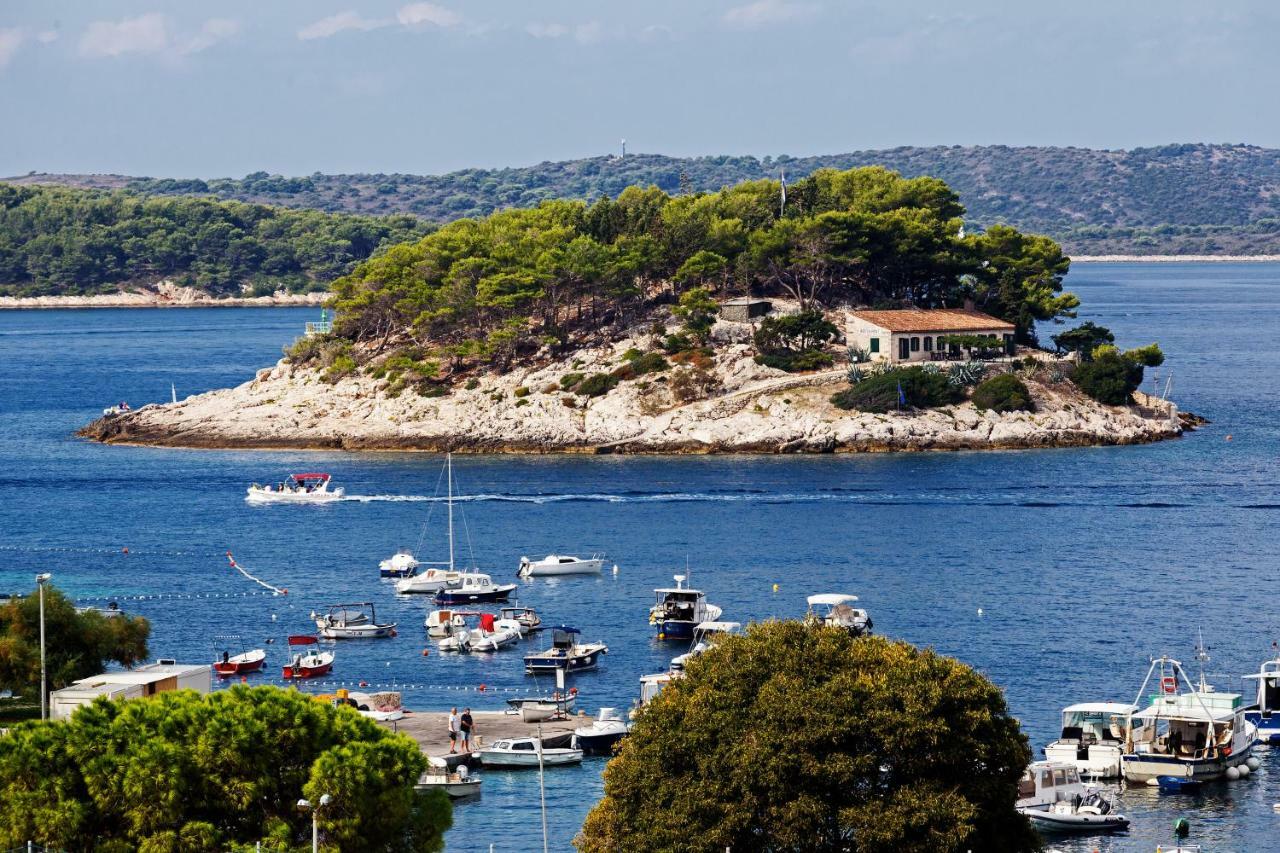 Hvar Harbor Luxury フヴァル エクステリア 写真